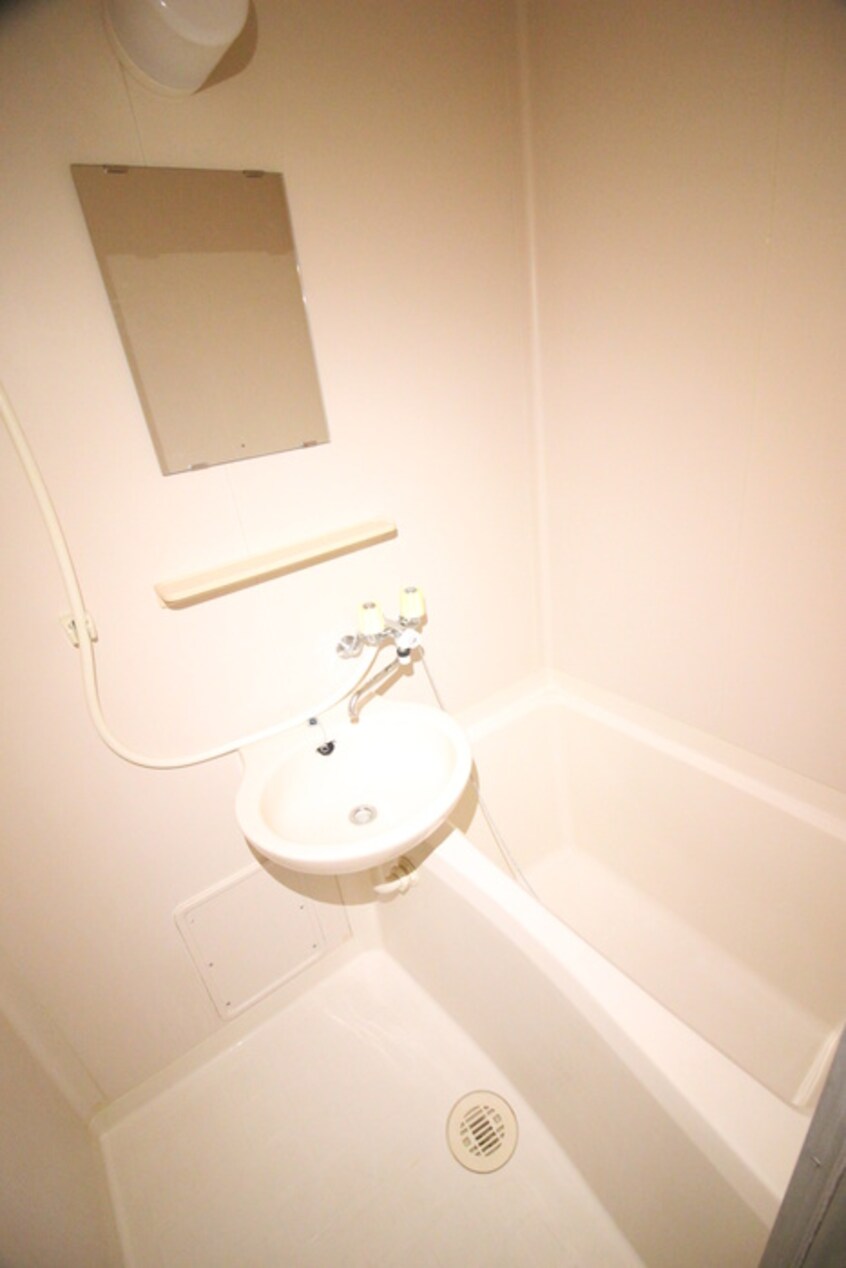 バス／シャワールーム等 ｸﾘｴｲﾃｨﾌﾞﾌｧｲﾌﾞ