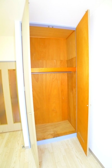 収納 カ－サ本中山