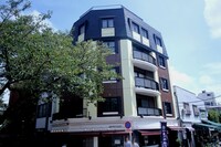 カ－サ　ベラソ－レ