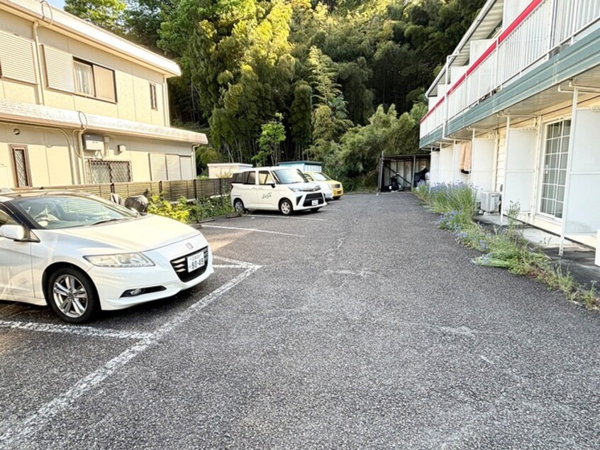 駐車場 ホワイトピア