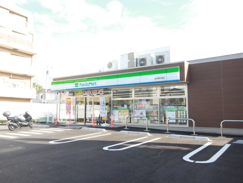 ファミリーマート東本郷店(コンビニ)まで800m コ－トビレッジフジイＨ棟