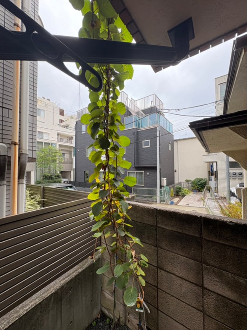 室内からの展望 ＤＩビル