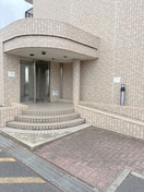 エントランス部分 シャルム春日部