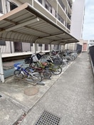 駐輪場 シャルム春日部