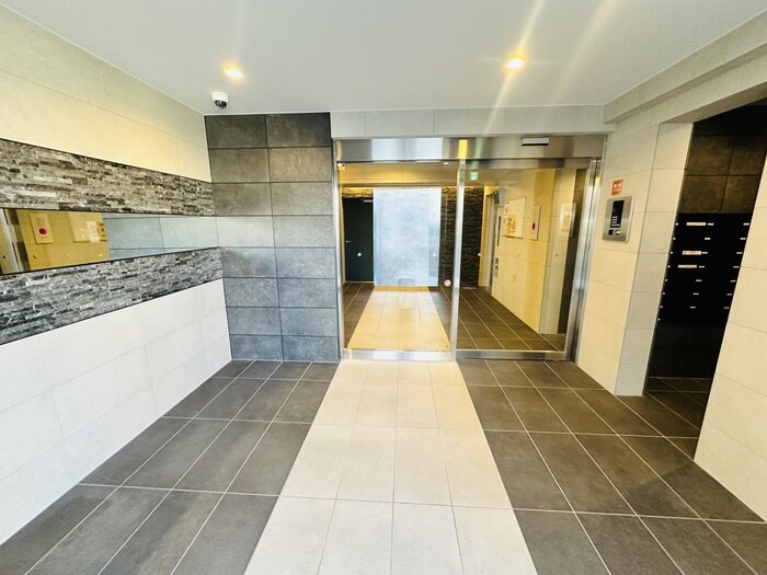 エントランス部分 ガリシア八広駅前