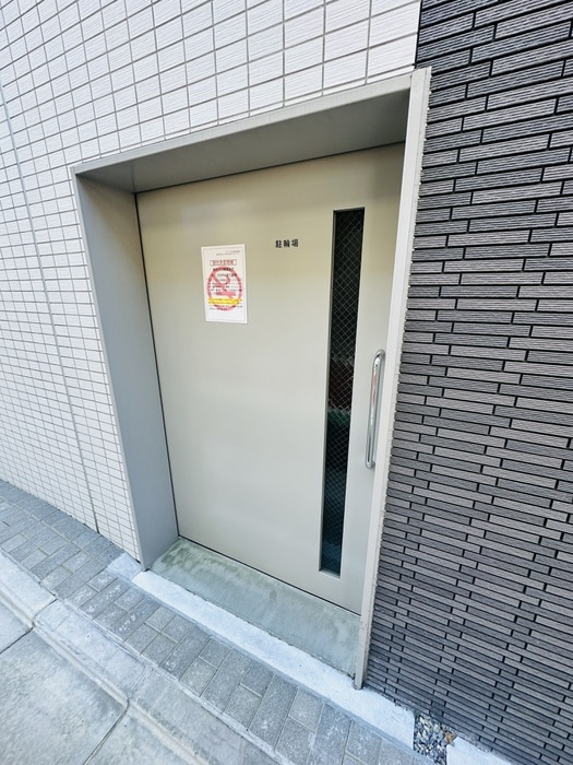 駐輪場 ガリシア八広駅前