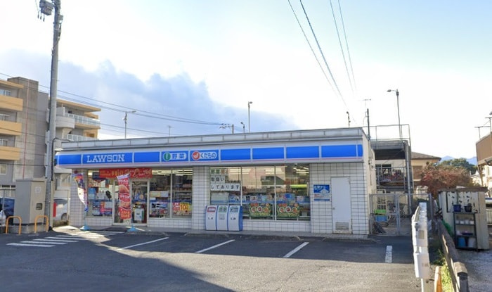 ローソン 座間駅前店(コンビニ)まで380m ベルハイツ座間