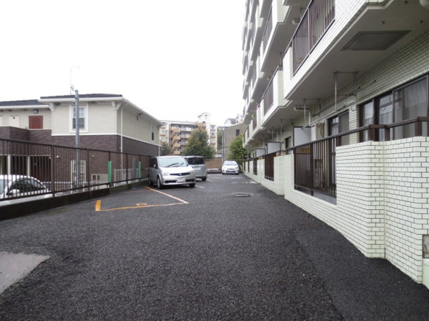 駐車場 バラハイツ十日市場