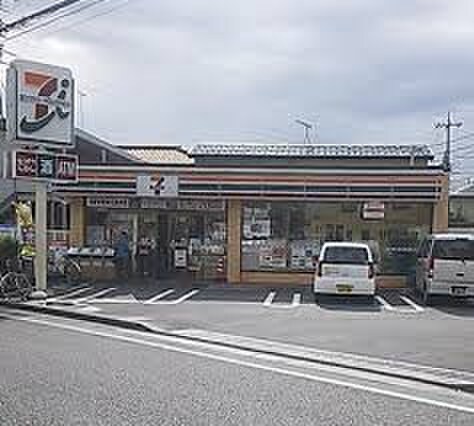 セブンイレブン町田中町３丁目店(コンビニ)まで156m ピアレジ青山３