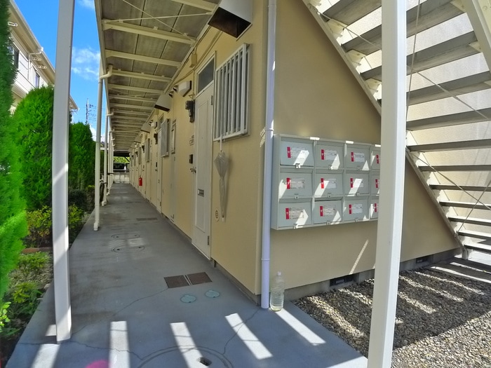 エントランス部分 メルロ　Ｄ