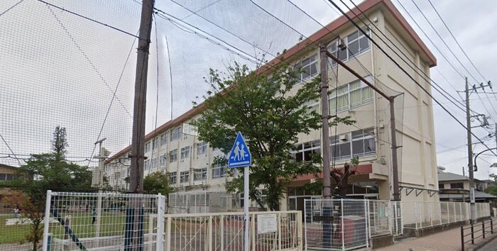 国立市立国立第三小学校(小学校)まで400m 幸福マンション