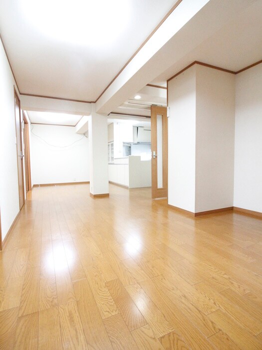 内観写真 サンヒルズ金子