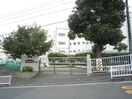 深谷小学校(小学校)まで1200m コ－ポカナリア