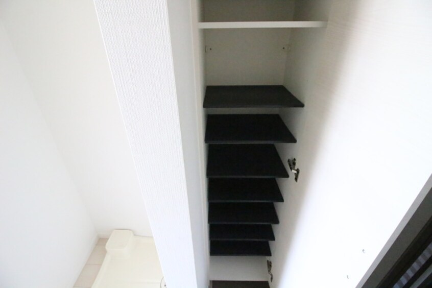 靴箱 Ｒ　ｓｔａｇｅ西谷