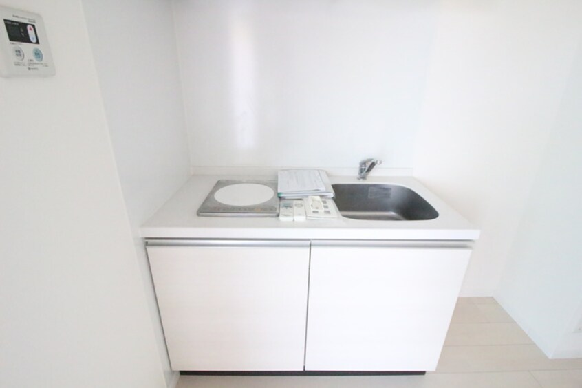 キッチン Ｒ　ｓｔａｇｅ西谷