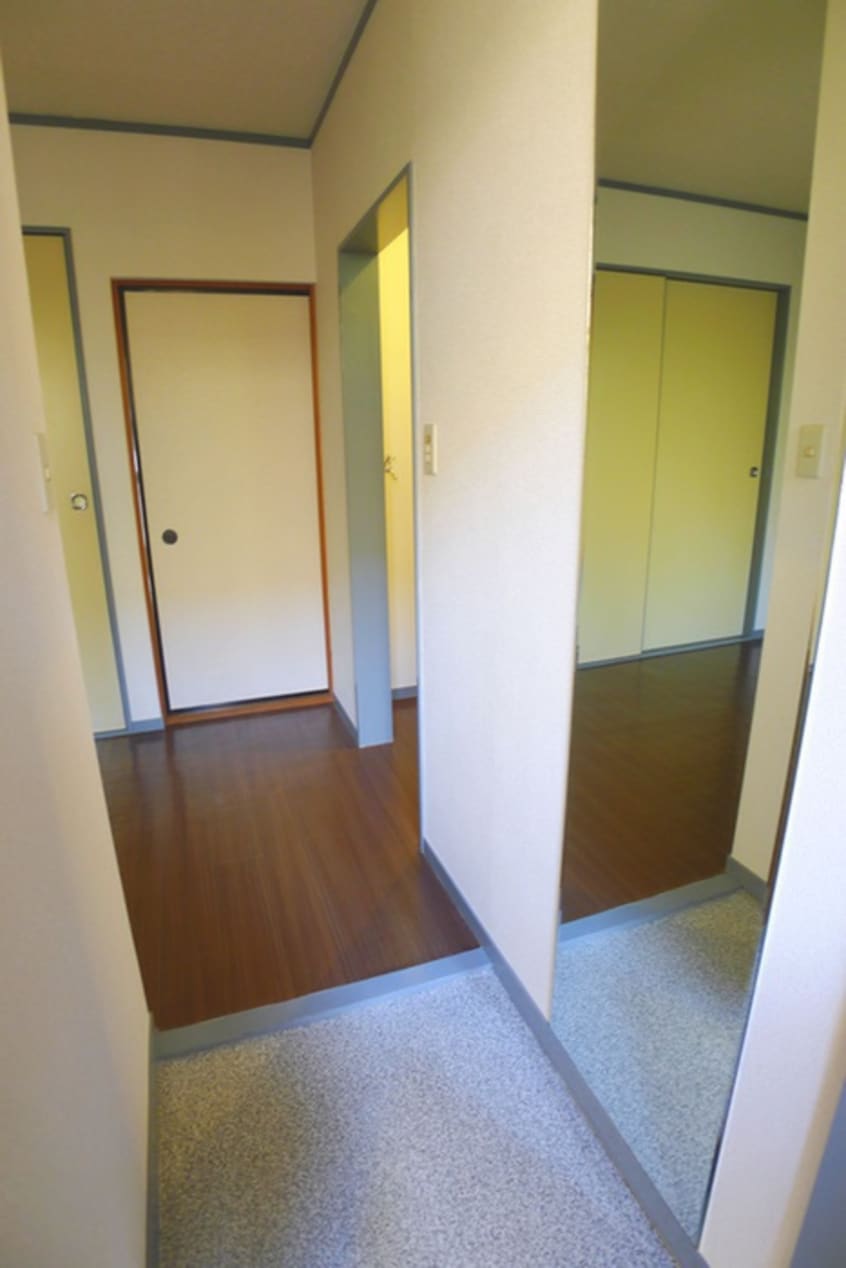 玄関 Ｌ・ＭＡＩＳＯＮ　Ａ棟／Ｂ棟