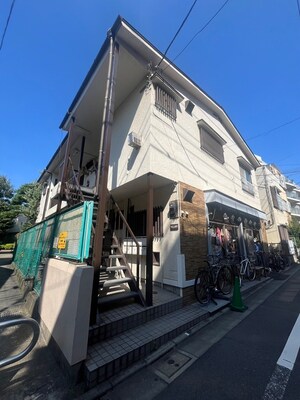 ビラ長月