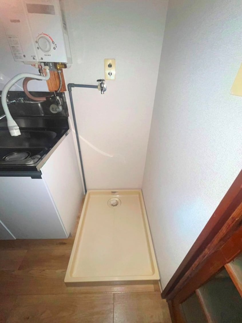 洗濯機置場 ビラ長月