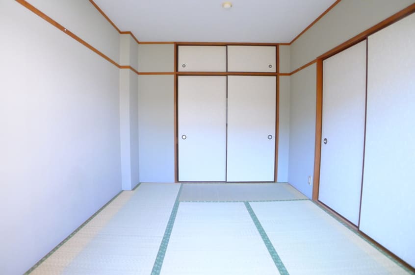 居室 マノワ－ルアズマ