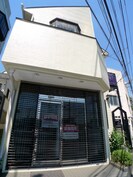 ジヤスの外観