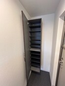 靴箱 ジーメゾン埼玉本郷町
