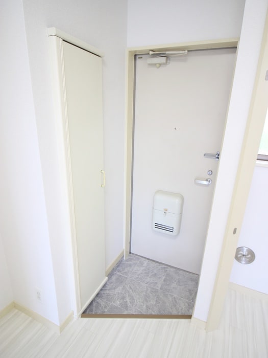 玄関 ホワイトスタ－