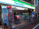 ファミリーマート中延駅前店(コンビニ)まで159m ピースハイツ