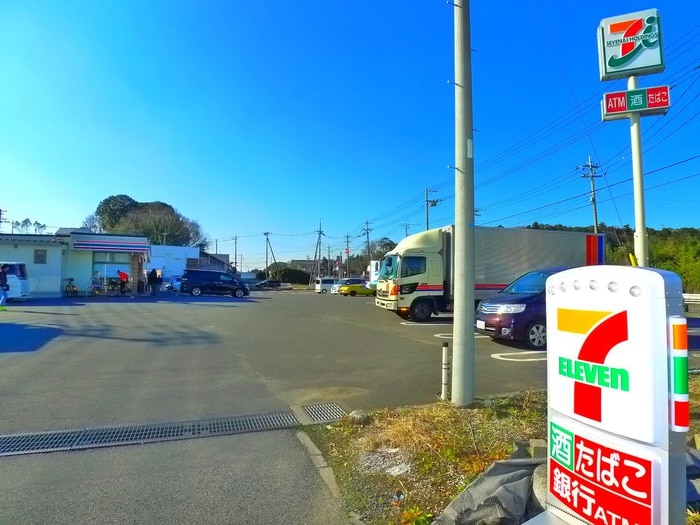 セブンイレブン(コンビニ)まで800m ベルオーブＡ