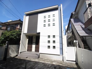 板橋３丁目貸家（２Ｆ）
