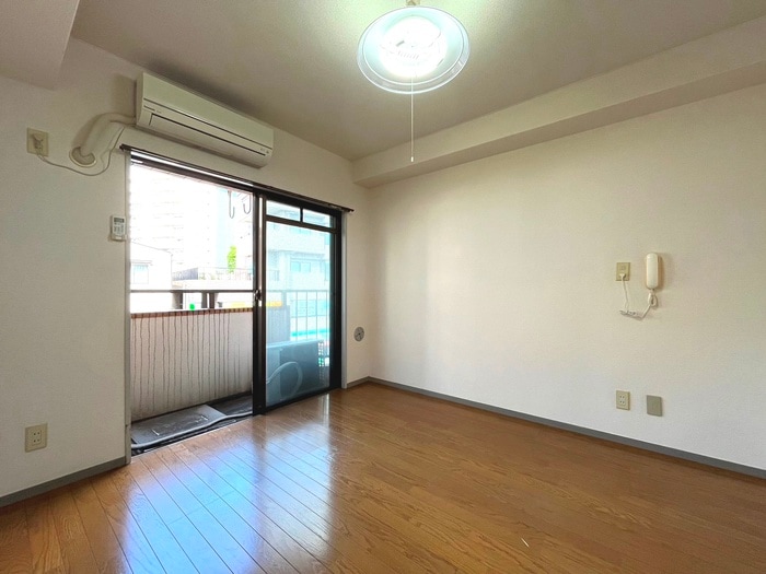 居室 ウィスタリア国領