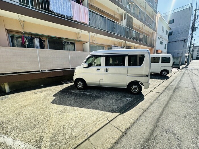 駐車場 第三関根ビル