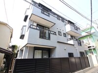 セルビシエ等々力