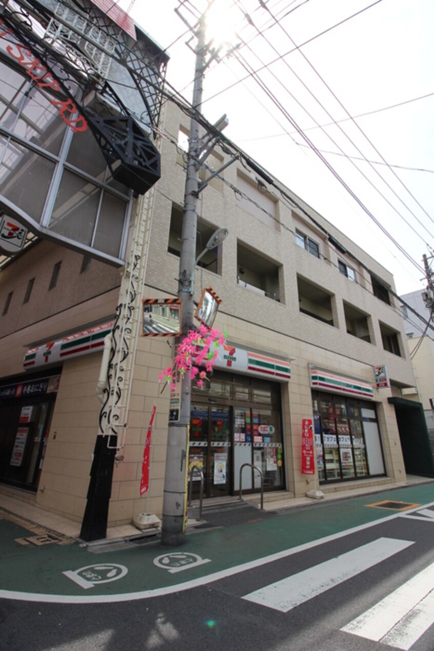 セブンイレブン荏原中延駅前店(コンビニ)まで185m 中延ハイツ