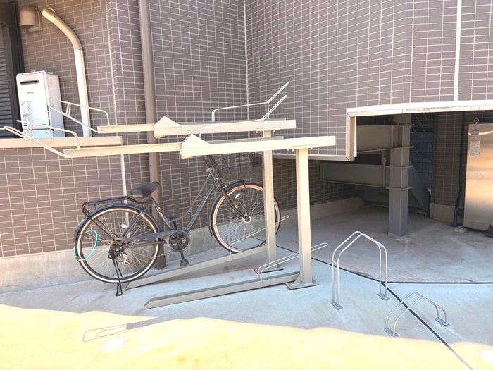 駐輪場 みなも本千葉