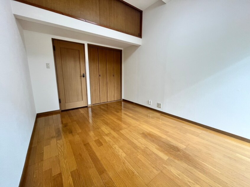 居室 T．フラット