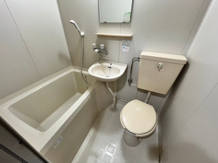 バス／シャワールーム等 T．フラット