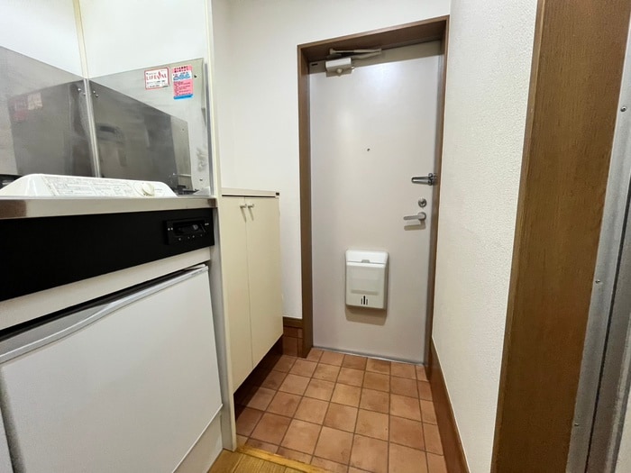 玄関 T．フラット