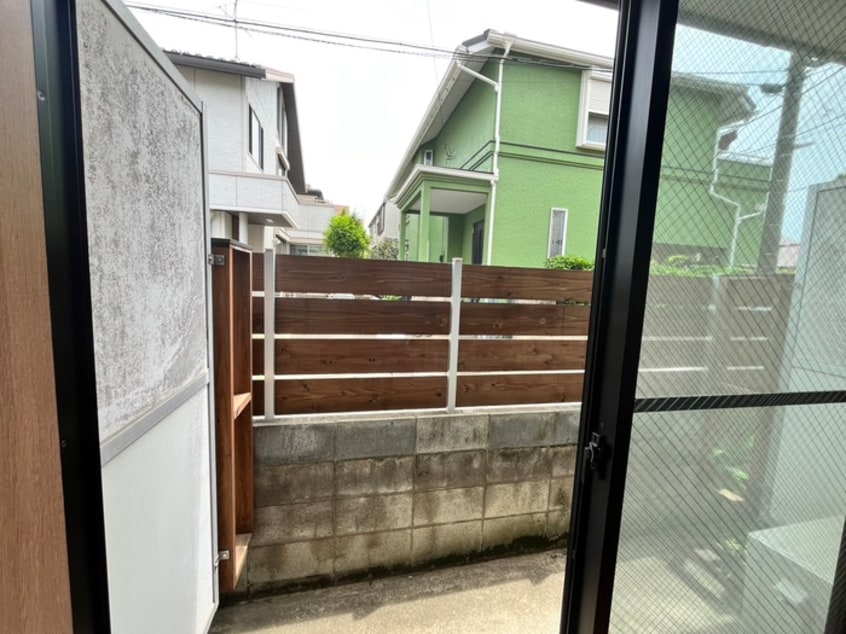 室内からの展望 T．フラット