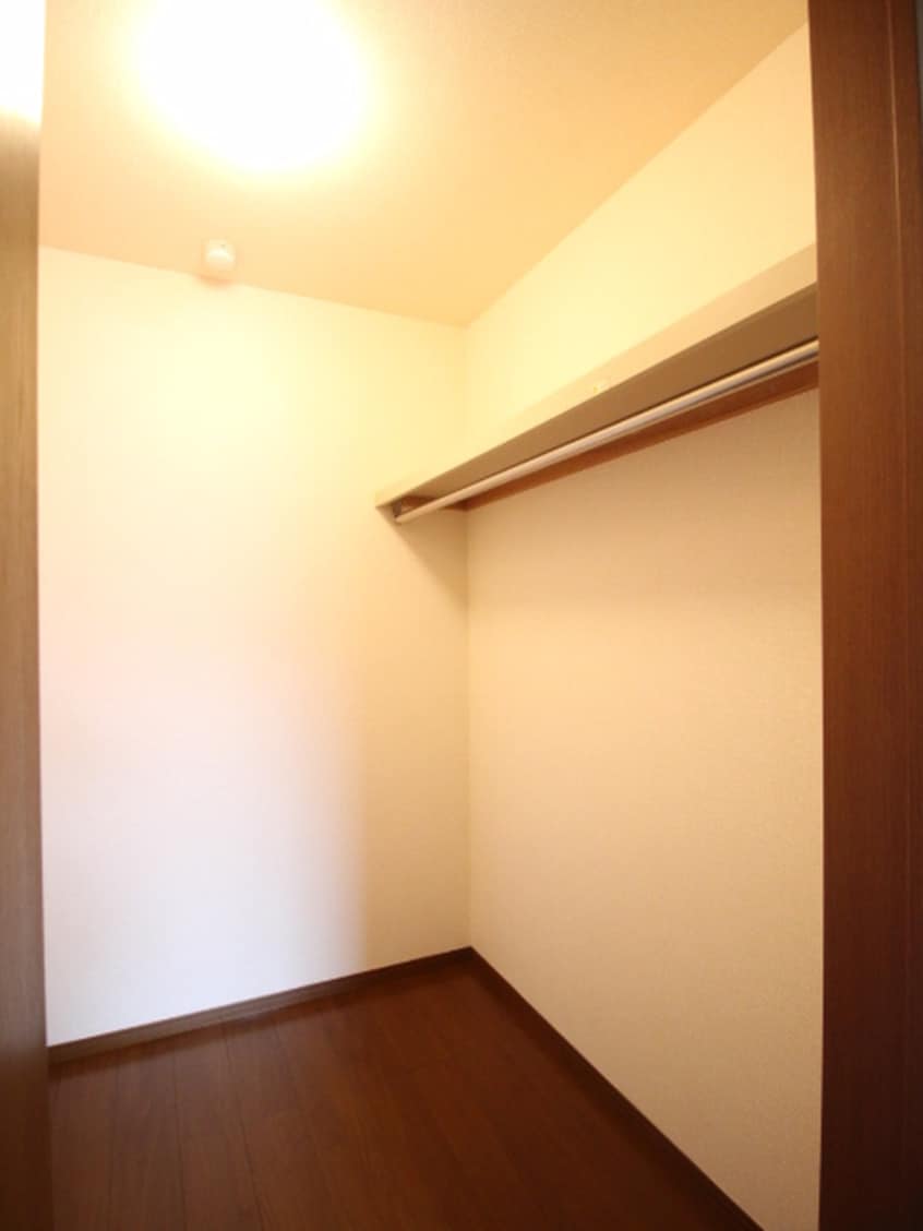 収納 ファミール河内