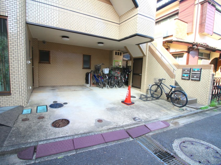 駐車場 グロリアサンコ－