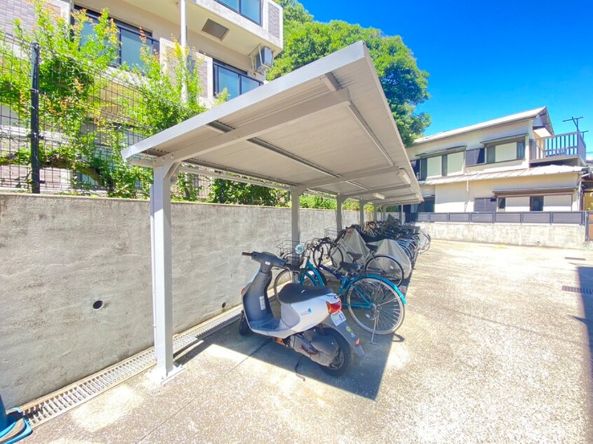 駐輪場 グリ－ンメゾン1号棟