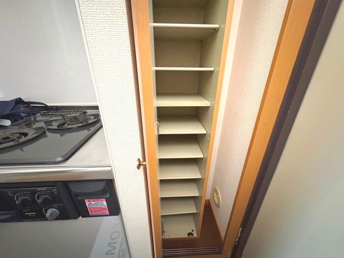 靴箱 シャトール祐天寺