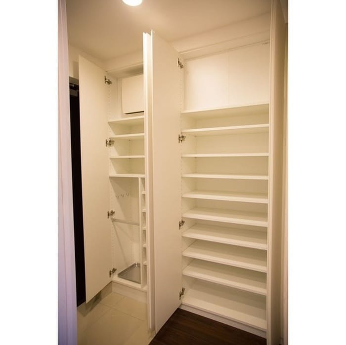 靴箱 コンフォリア渋谷WEST