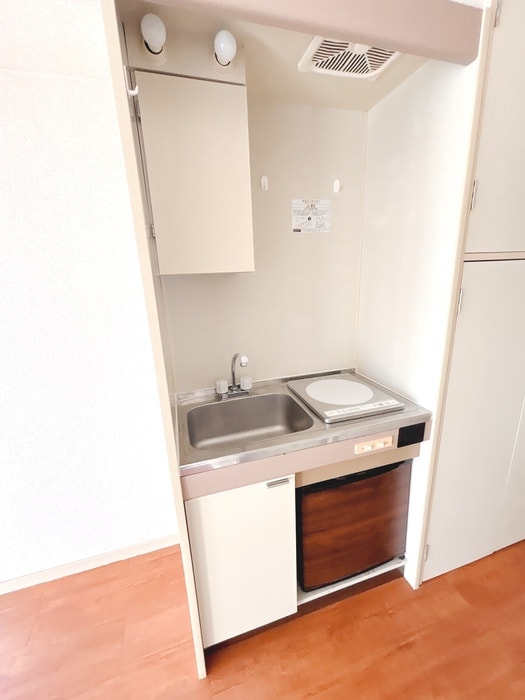 キッチン ラ・トゥ－ル・アンフィニ