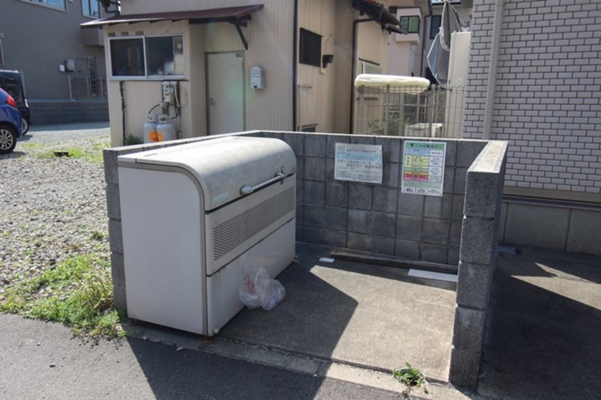 建物設備 ホワイトシャルマン