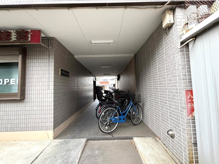 エントランス部分 クオリティパレス