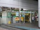 ファミリーマート 護国寺駅前店(コンビニ)まで200m 音羽ハイツ