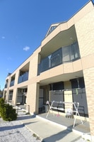 プロニティ・アンの外観