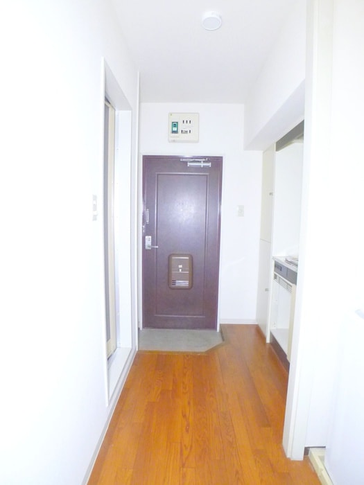 廊下 フレゾン八柱