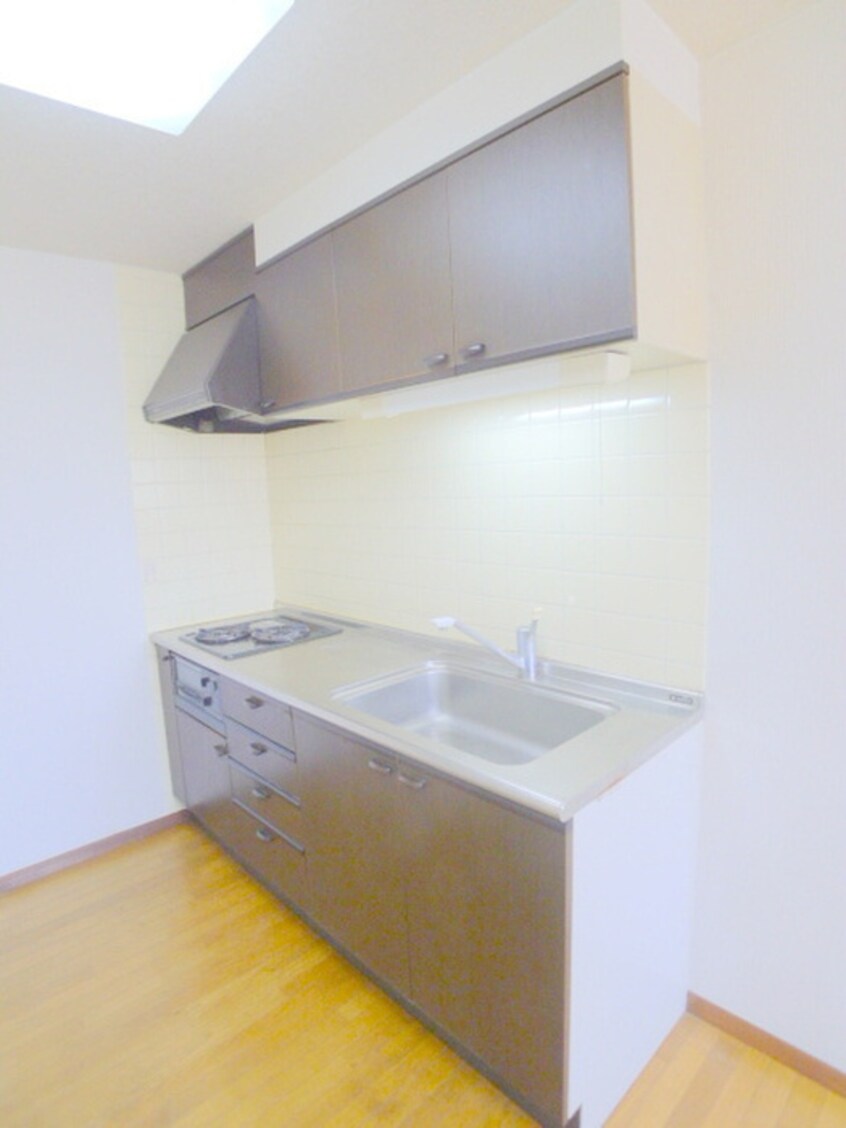 キッチン クレスト与野本町